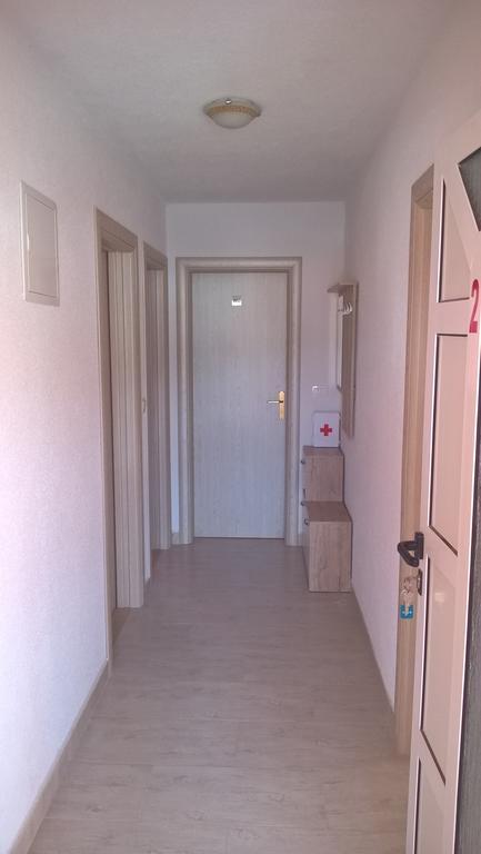 Apartmani Ramljak Marina Luaran gambar