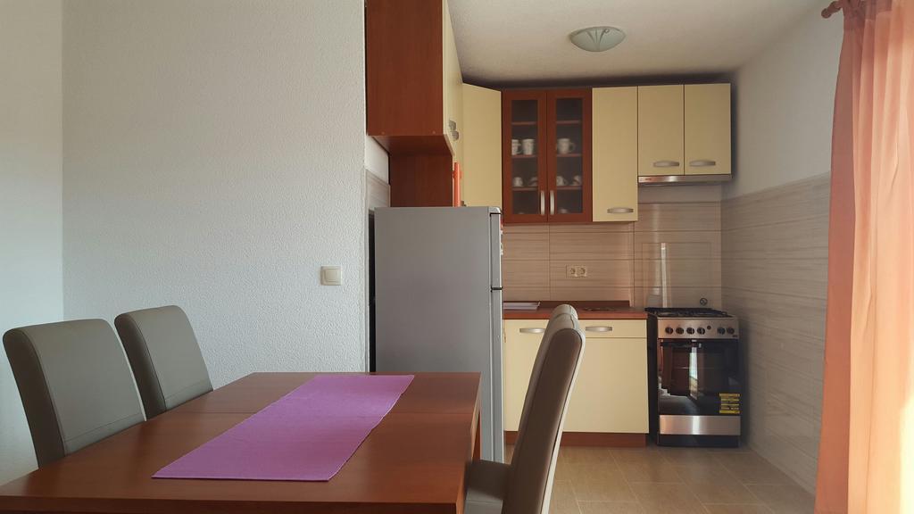 Apartmani Ramljak Marina Luaran gambar