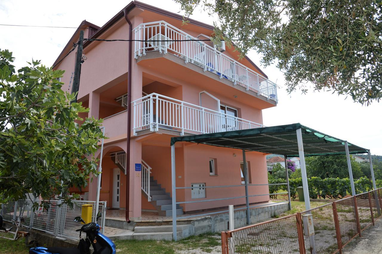 Apartmani Ramljak Marina Luaran gambar