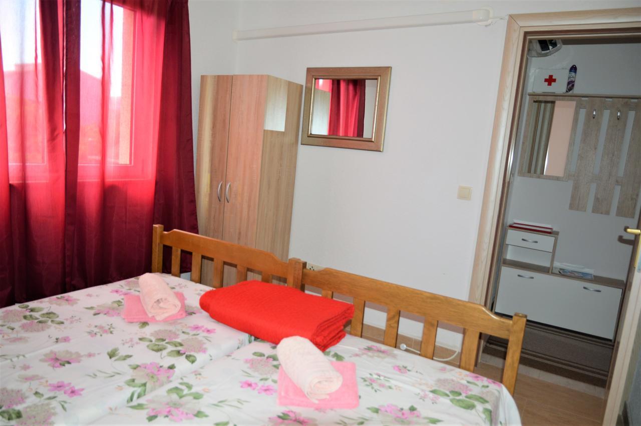 Apartmani Ramljak Marina Luaran gambar